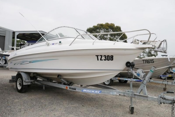 Power Boats - Haines Signature 542RF for sale in Braeside, Victoria at $19,999