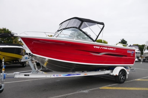 Quintrex 490 Fishabout DLX Runabout for sale in Braeside, Victoria at $39,999