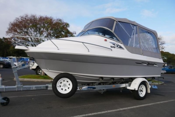 Revival R525 Weekender Cruiser for sale in Braeside, Victoria at $49,990