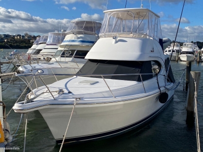 Small Boats - 2005 Riviera 33 Flybridge for sale in Perth, WA at $289,000